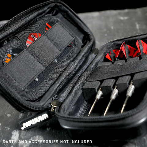 Winmau Armor G1 Dart Wallet czarny lub czerwony Winmau Armor G1 Dart Wallet czarny lub czerwony