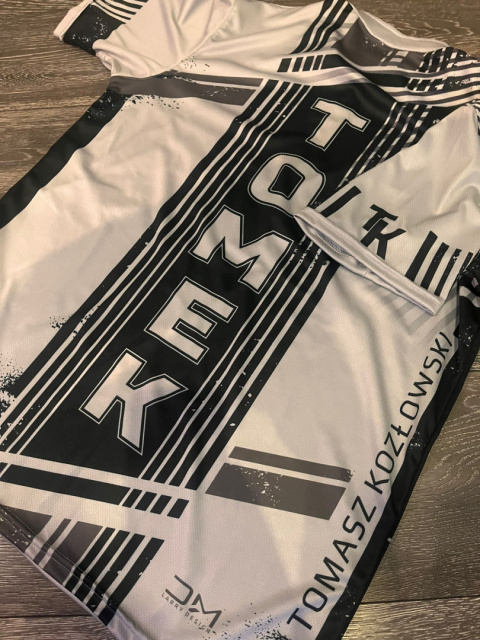 Koszulka personalizowana DARTONIKA szara Koszulka personalizowana DARTONIKA szara
