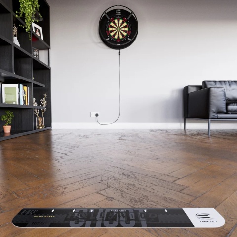 Linia rzutu Target Chris Dobey