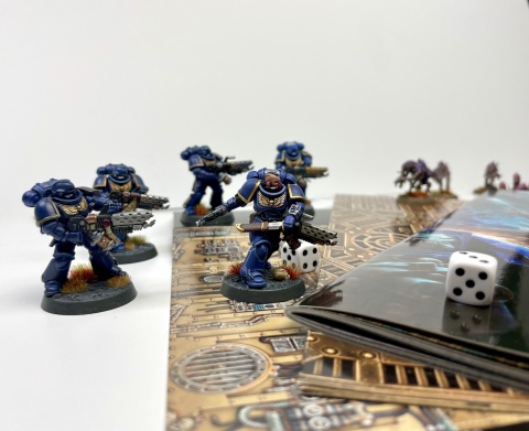 Warhammer 40,000: Introductory Set – Wejdź do Mrocznej Przyszłości
