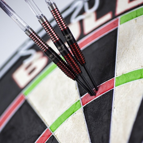 Bull’s Phantom Grip 90% Red PCT – Steel Tip Darts